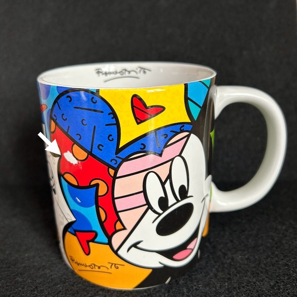 2011 Disney (set of two) Romero Britto Large
Colorful Mickey Mouse Mugs - Picture 6 of 6